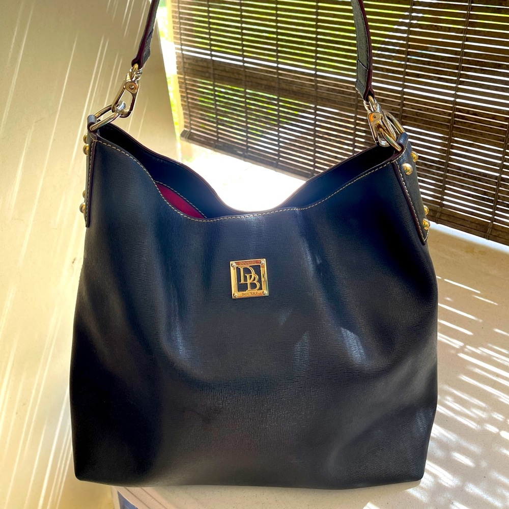 Dooney and Bourke - black purse